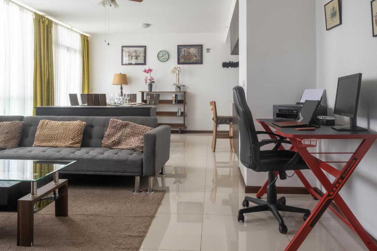 Lujoso Condominio Con Lavadora Y Secadora, S. Jose سان هوزيه المظهر الخارجي الصورة